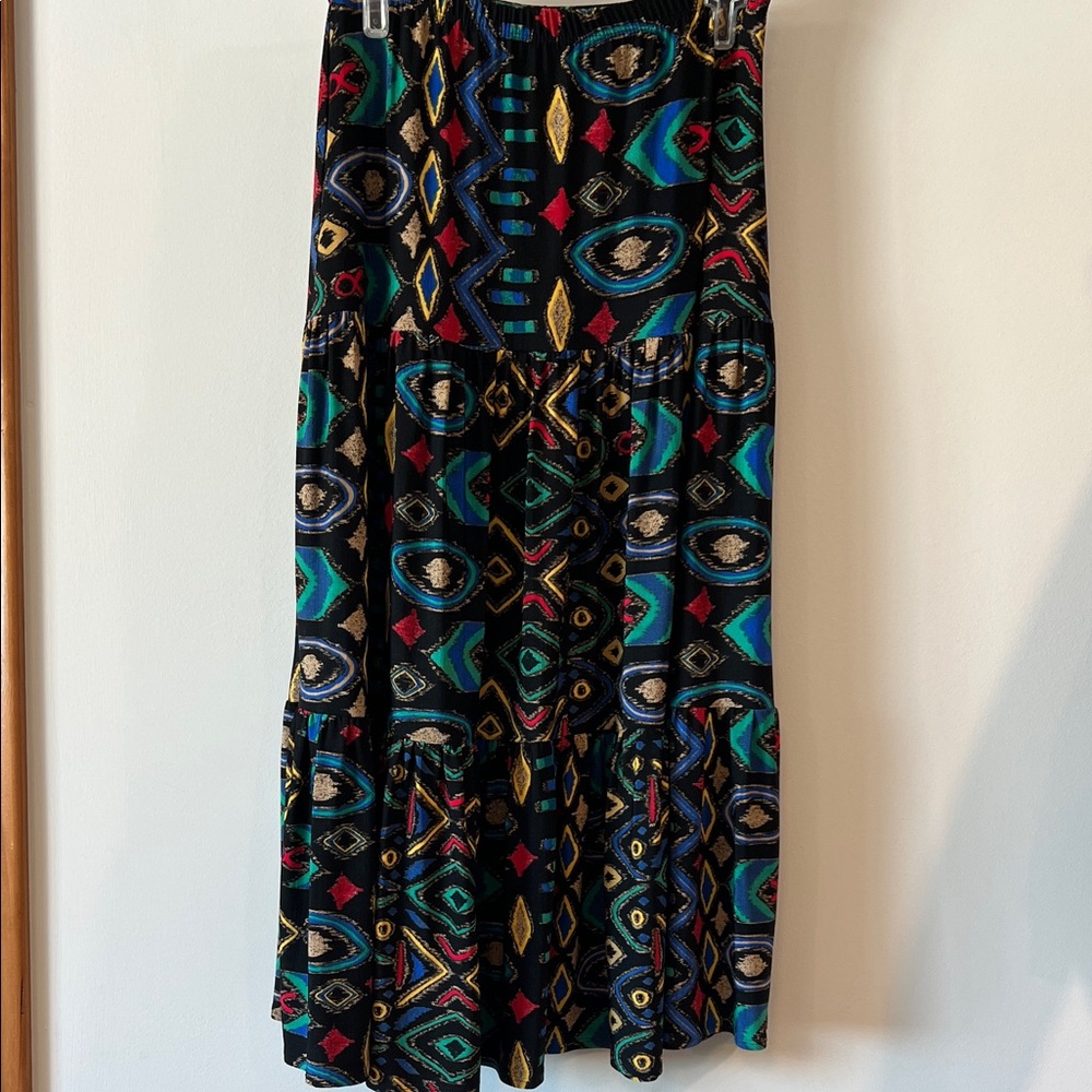 Slinky Brand Vibrant Maxi Skirt with Geometric Design